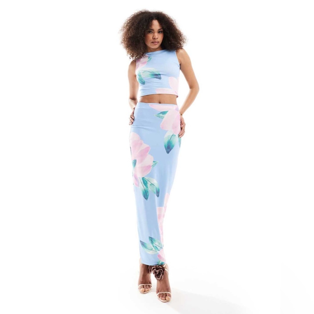 Murci exclusive column maxi skirt in blue peony Size 6